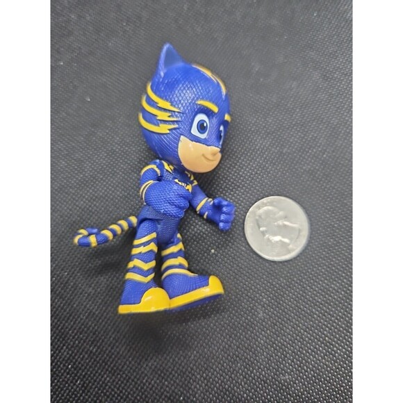 Disney Catboy PJ Masks Action Figure Toy Blue Yellow - Picture 6 of 6